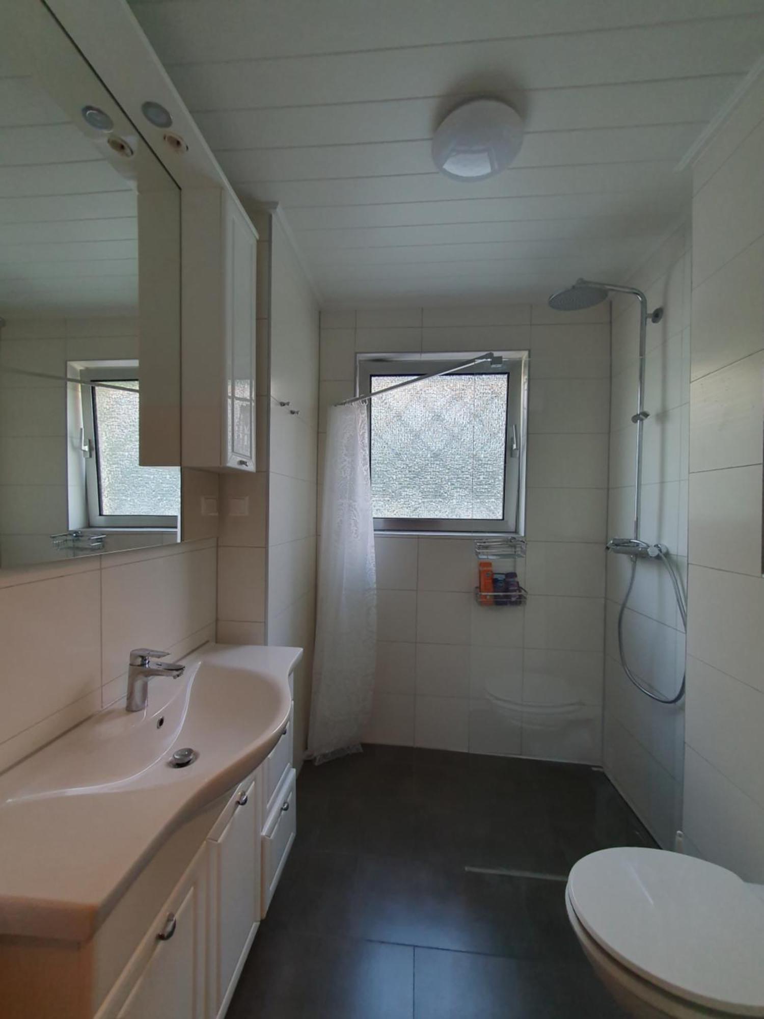 Privatzimmer Im Schlesischen Viertel - Nahe Uniklinik ไมนซ์ ภายนอก รูปภาพ